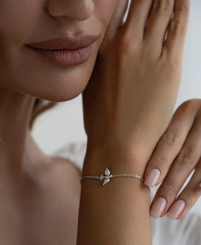 Pulsera Corazones Entrelazados con Diamantes Plata 925