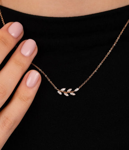 Collar Minimalista Cadena Fina Dorada Plata 925