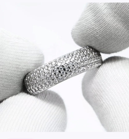 Anillo de Plata 925 con Pavé de Diamantes