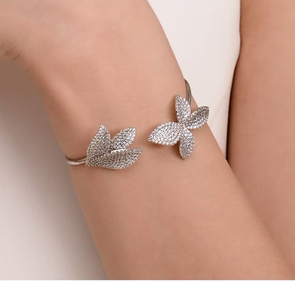 Pulsera Rígida de Plata 925 con Flores de Circonitas Baguette